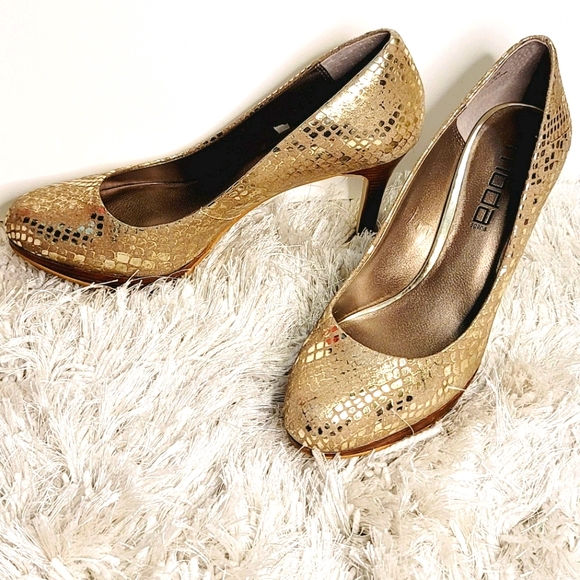 Moda Spana Gold faux snakeskin print heels